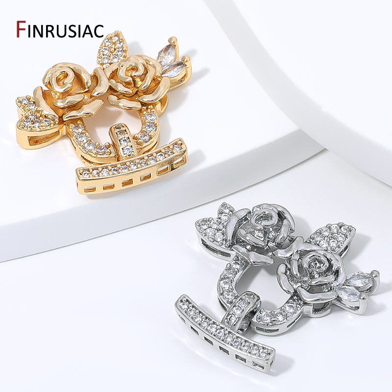 14K Gold Plated Brass Zircon F - Flower Wall Panel recension och pris