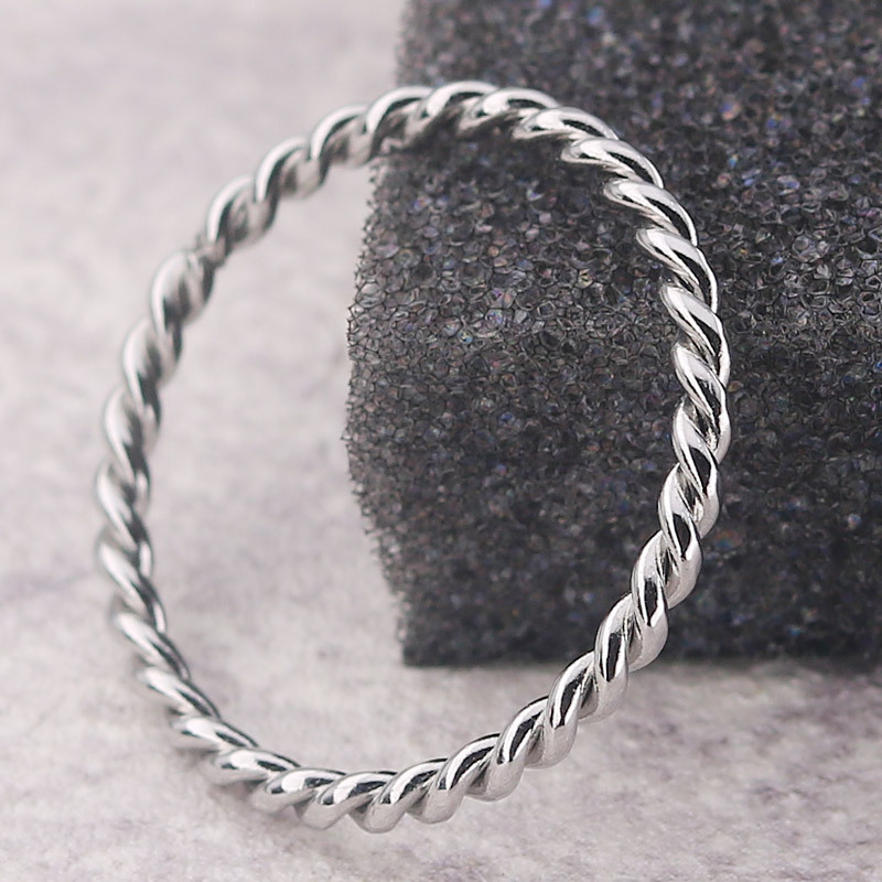 Minimalist Stainless Steel Rin - Event Suppliers recension och pris